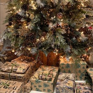 🎁 FREE GIFT WITH PURCHASE